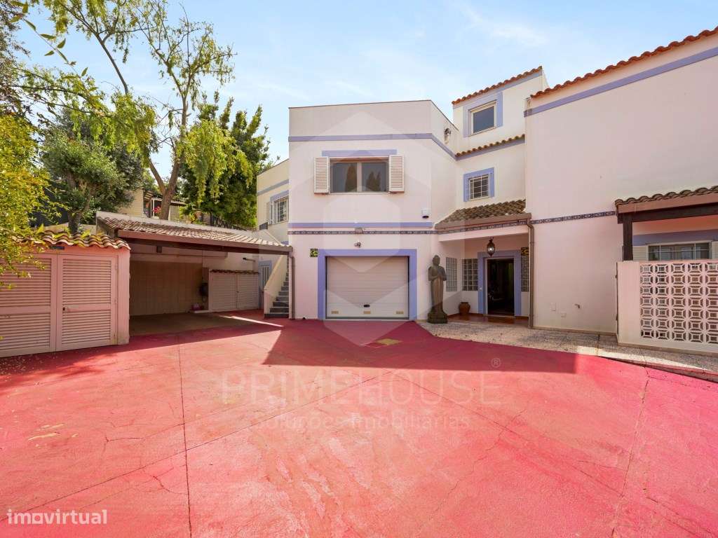 Villa T9 Exclusiva em Ferragudo com Alto Potencial de Rendimento-55