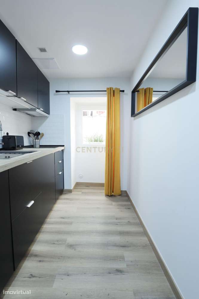 Apartamento T1 remodelado no coração de Alfama - Grande imagem: 3/5