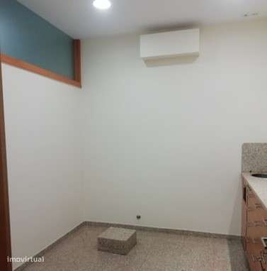 Loja  Arrendamento em Lordelo do Ouro e Massarelos,Porto - Grande imagem: 3/10