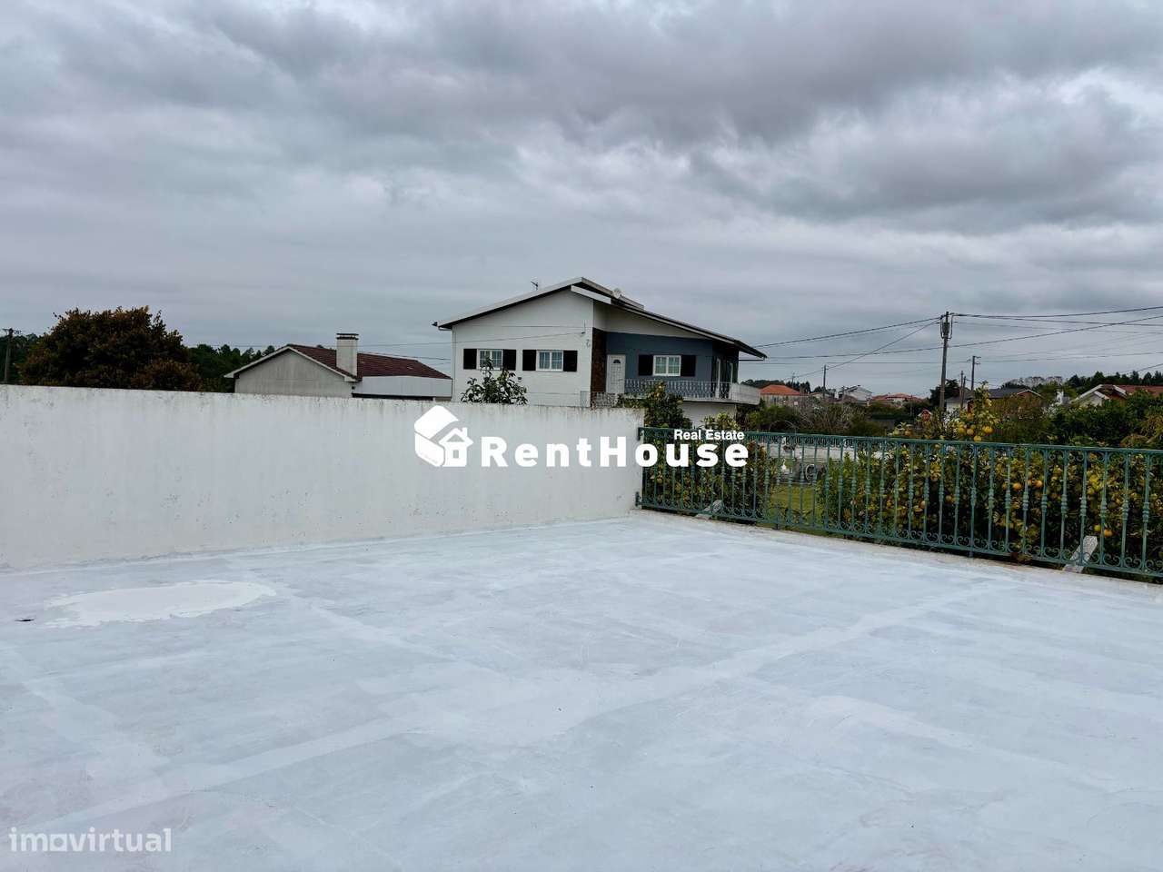 Moradia | 4 apartamentos - Grande imagem: 3/19