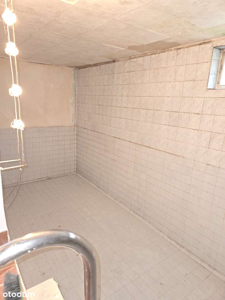 Interesujący dom w bardzo dobrej lokalizacji!-10