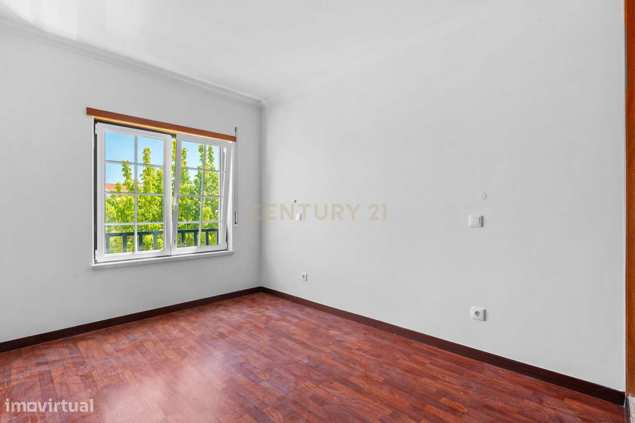 APARTAMENTO T3 BENAVENTE-18