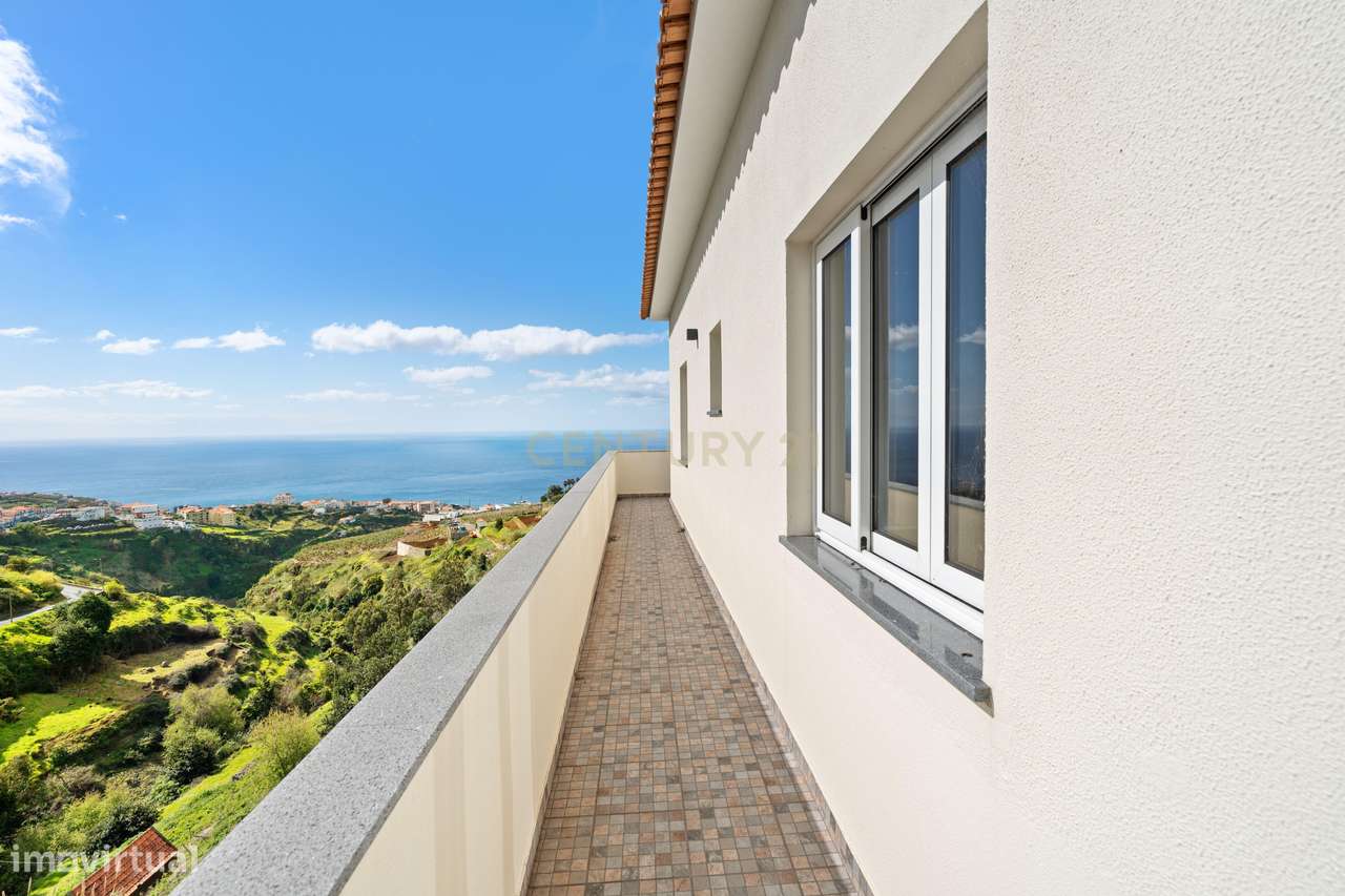 Moradia T4 - Estreito da Calheta, Madeira - Grande imagem: 4/40