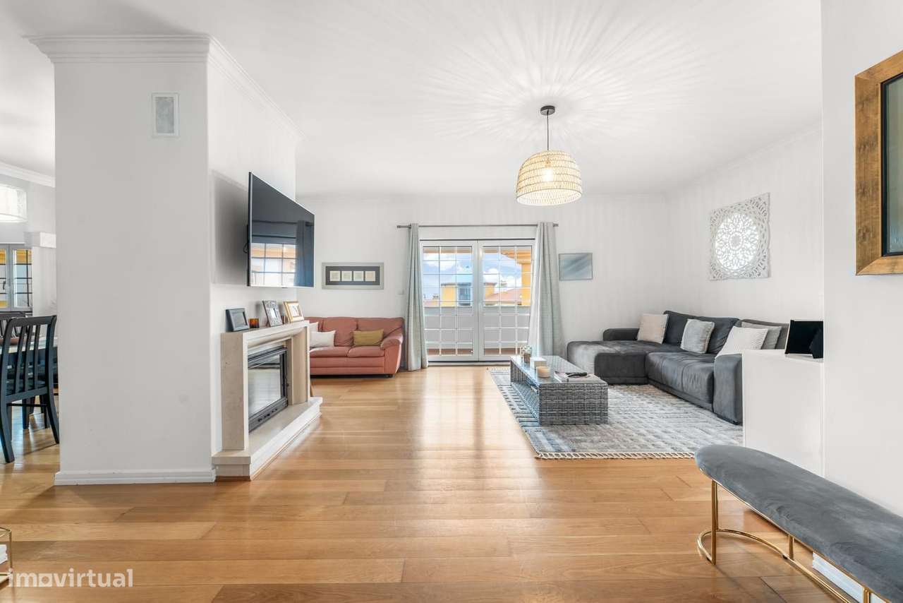 Penthouse T3 + 1 com jardim, Quinta da Beloura, Sintra - Grande imagem: 4/47