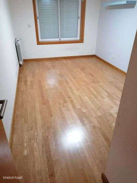 Apartamento - Rua dos Diamantes - Urbanização Parque São DOMINGOS - Grande imagem: 5/11