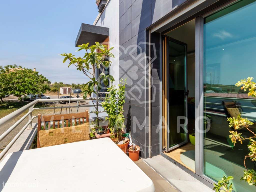 Apartamento T4 Duplex | Condomínio Fechado | São Pedro da Cadeira-12