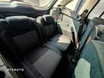 Ford Grand C-MAX - 26