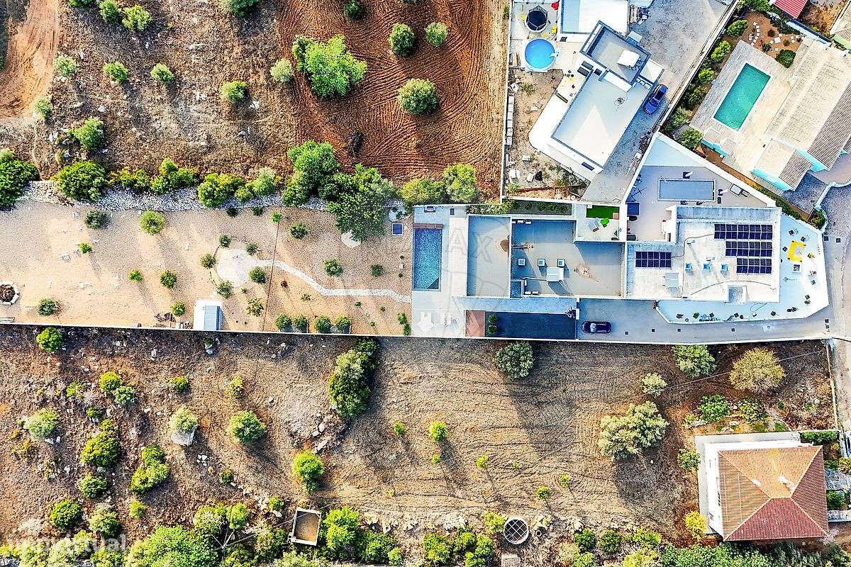 Moradia T4 para venda-32