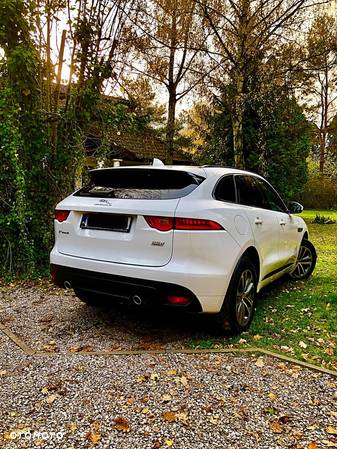 Jaguar F-Pace 2.0 i4D AWD R-Sport - 2