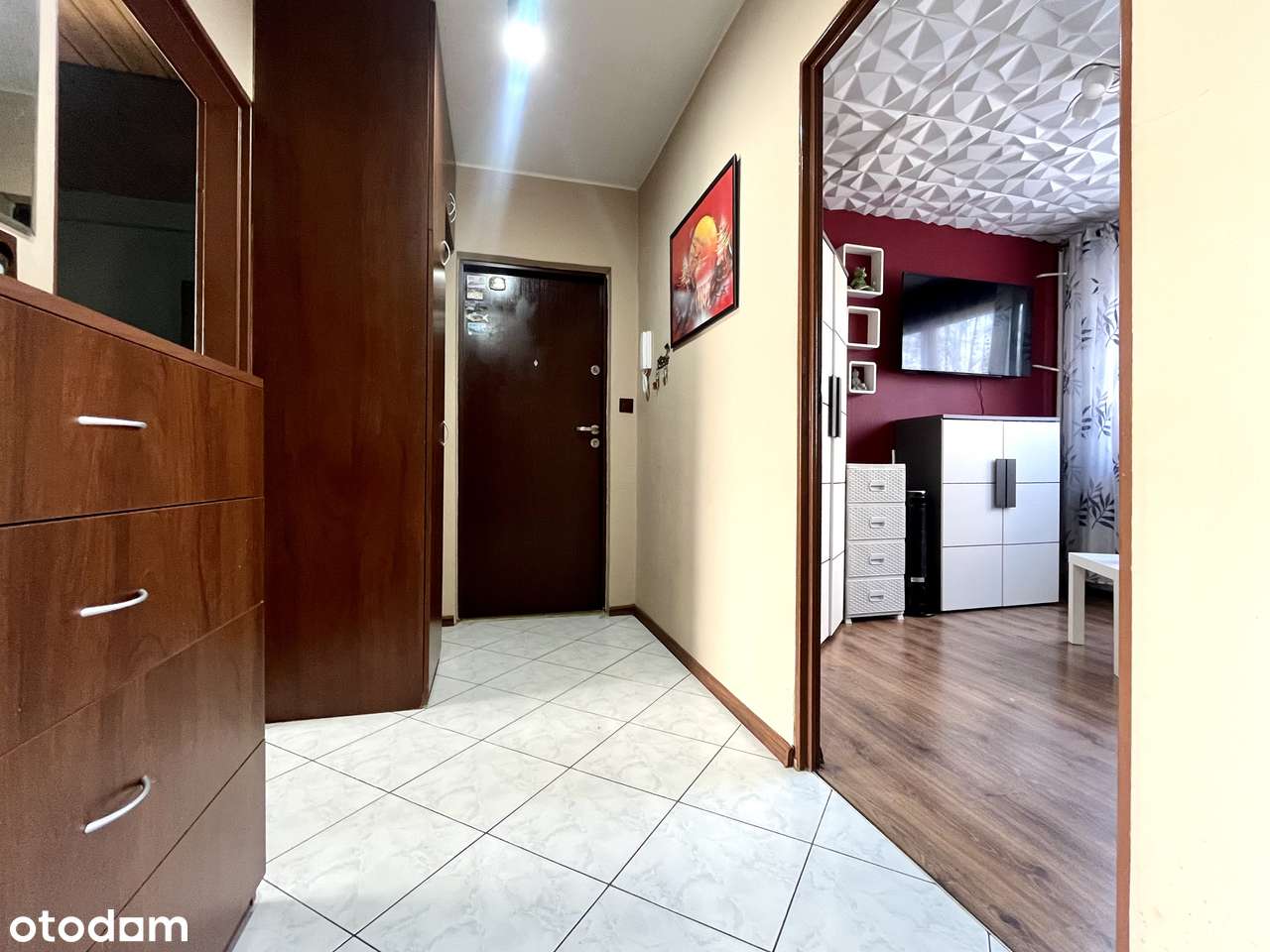 Trzypokojowe mieszkanie z balkonem i ogrzewaniem miejskim!-14