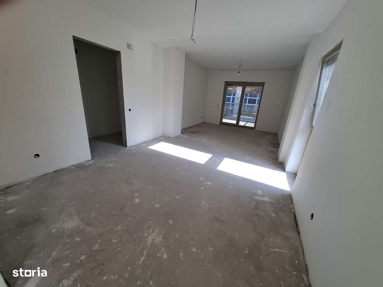 Baia Mare,M.Eminescu nr. 43, bloc nou P+4, 2 parcari incluse in pret-8