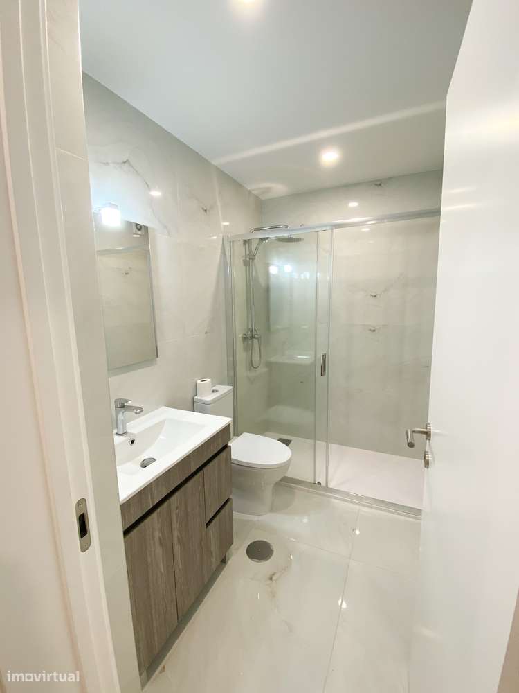 Arrenda-se T2 Novo em Pedroso - Grande imagem: 5/9