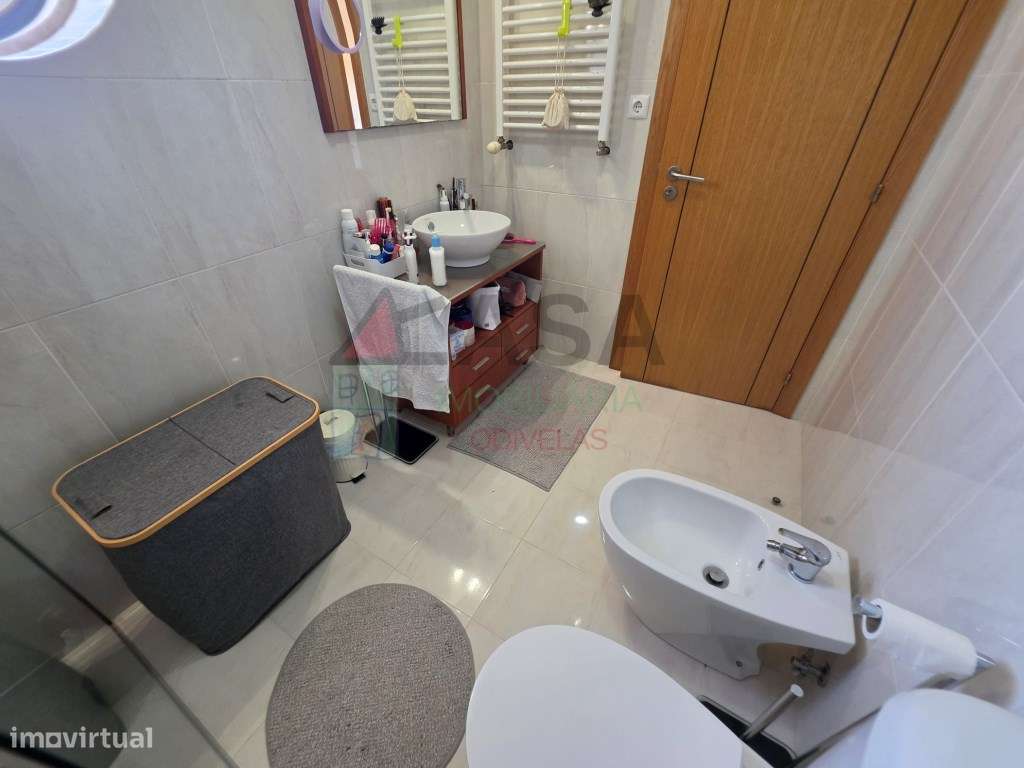 Moradia T4 com Garagem de 48 m² e Mais de 120 m² de Logradouro-44