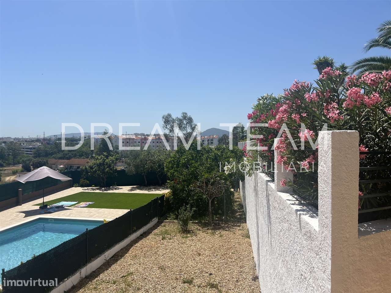 Moradia T4  com Piscina e Lote de 900 m² – Qta da Serralheira, Setúbal-32