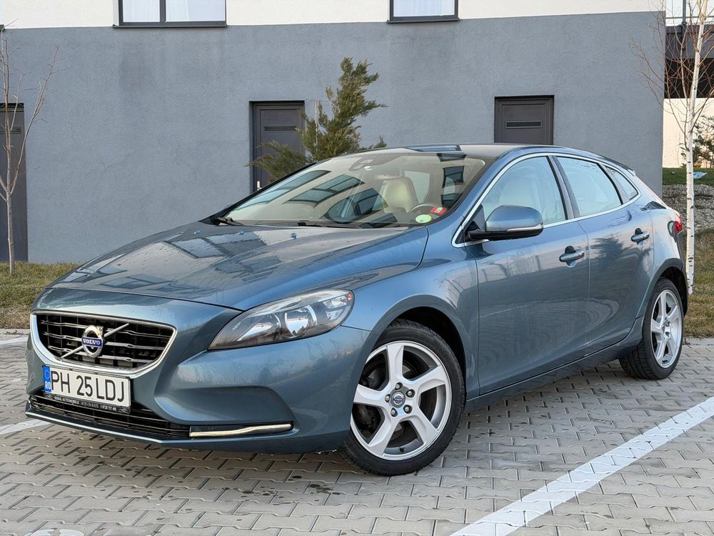 Volvo V40 II [2012 - Prezent] D2 ECO Momentum 2014