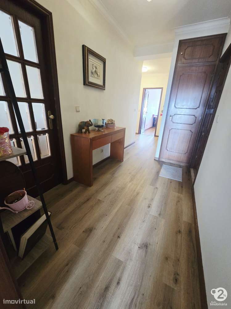 Apartamento T3 no centro de São Mamede Infesta - Grande imagem: 2/23