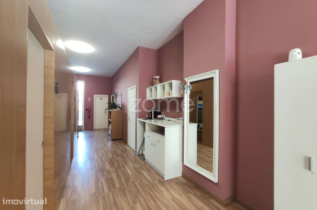 Loja no Centro da Maia com ou sem negócio a funcionar - Grande imagem: 5/27