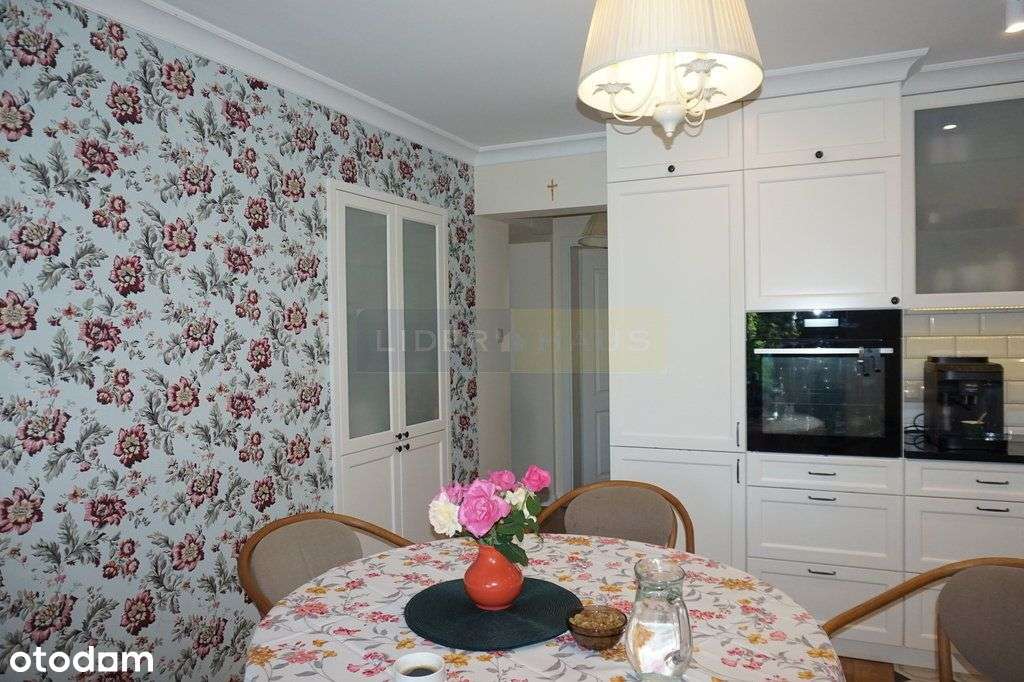 Pod hostel, usługi lub sklep, idealna lokalizacja.-6