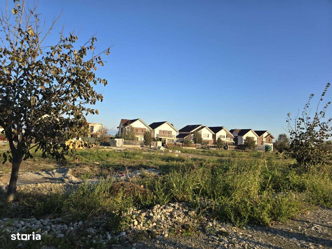 Teren de vanzare Navodari - Imagine principală: 3/10