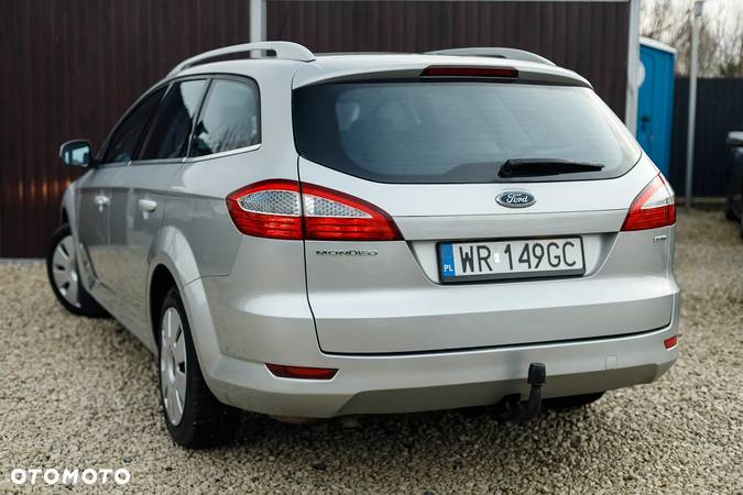 Ford Mondeo 2.0 FF Titanium - 4