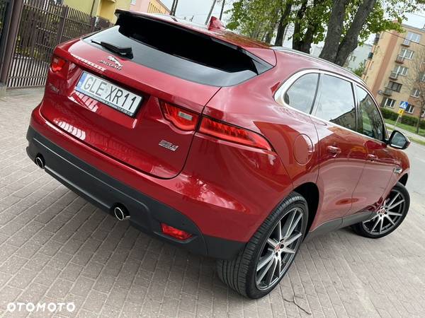 Jaguar F-Pace 2.0 i4D AWD R-Sport - 9