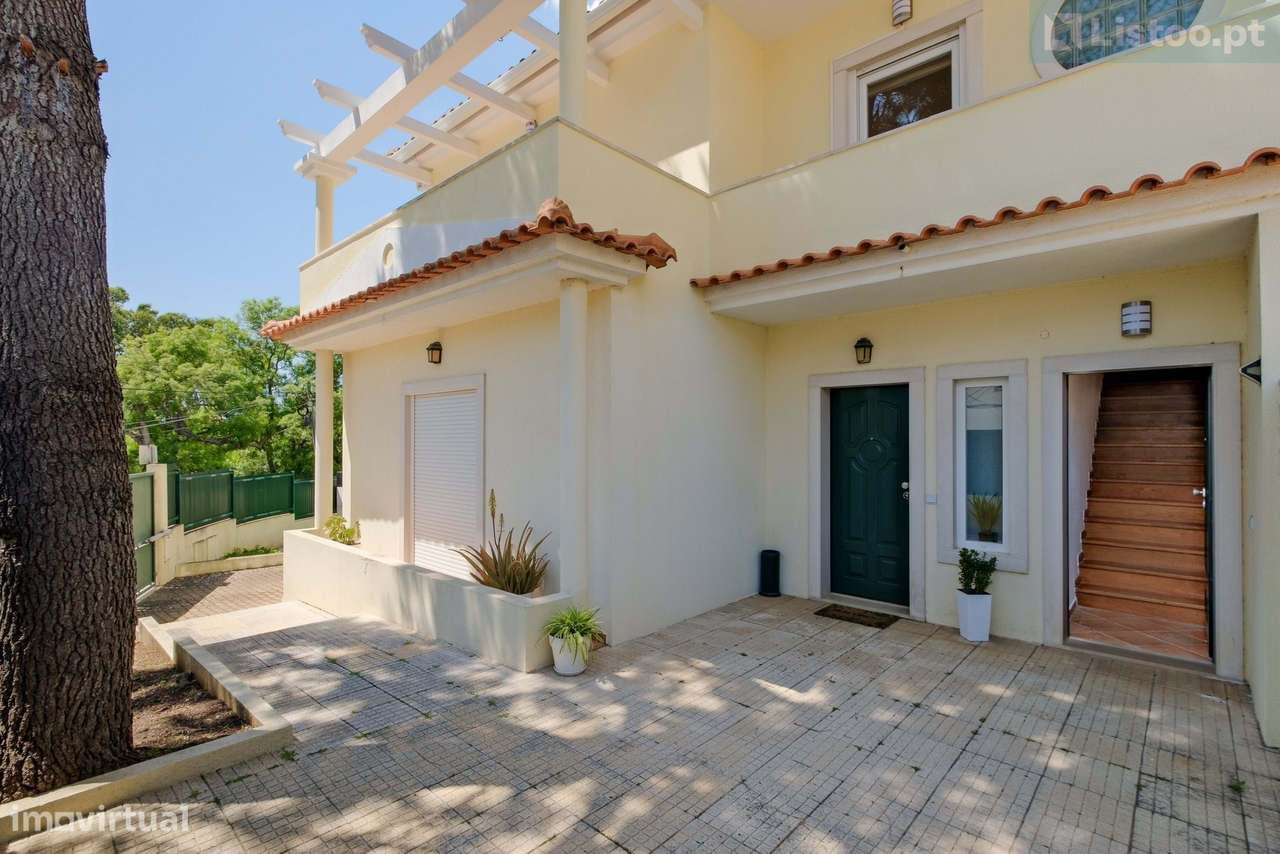 Andar de Moradia T3 em Manique com jardim 2 lugares de estacionamento - Grande imagem: 3/38