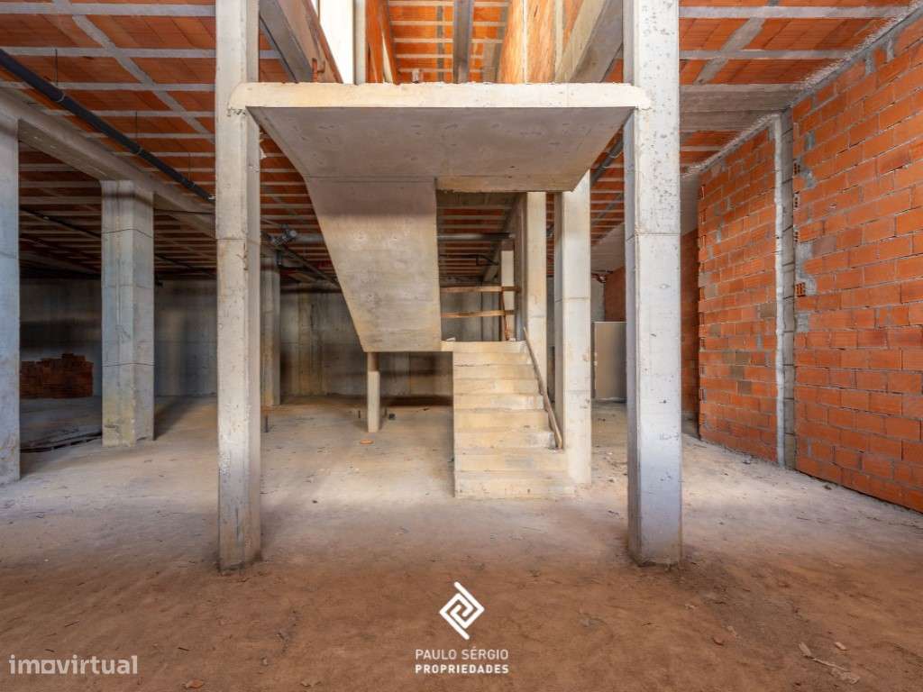 Loja Mafamude - Vila Nova de Gaia - com 578,50m2 - Grande imagem: 5/7