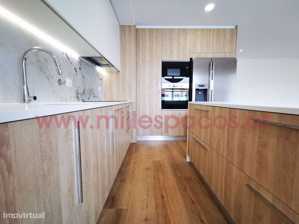 Duplex T3+1 com garagem 2 carros - Grande imagem: 3/29