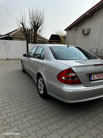 Mercedes-Benz E - 2