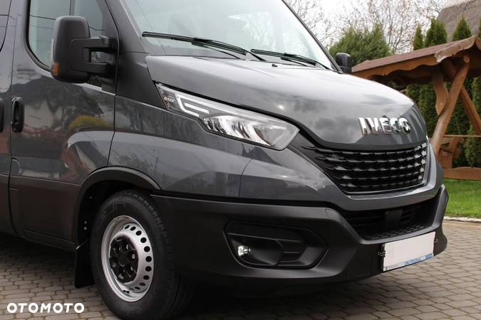 Iveco DAILY 35S18 3.0 180 KM BRYGADÓWKA / DOKA/ 7 OSÓB / POLSKI SALON / 44TYS KM / ŚWIATŁA LED / JAK NOWY - 10