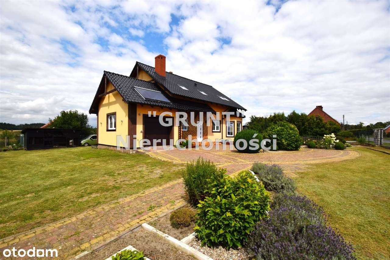 Dom parterowy z poddaszem mieszkalnym-1