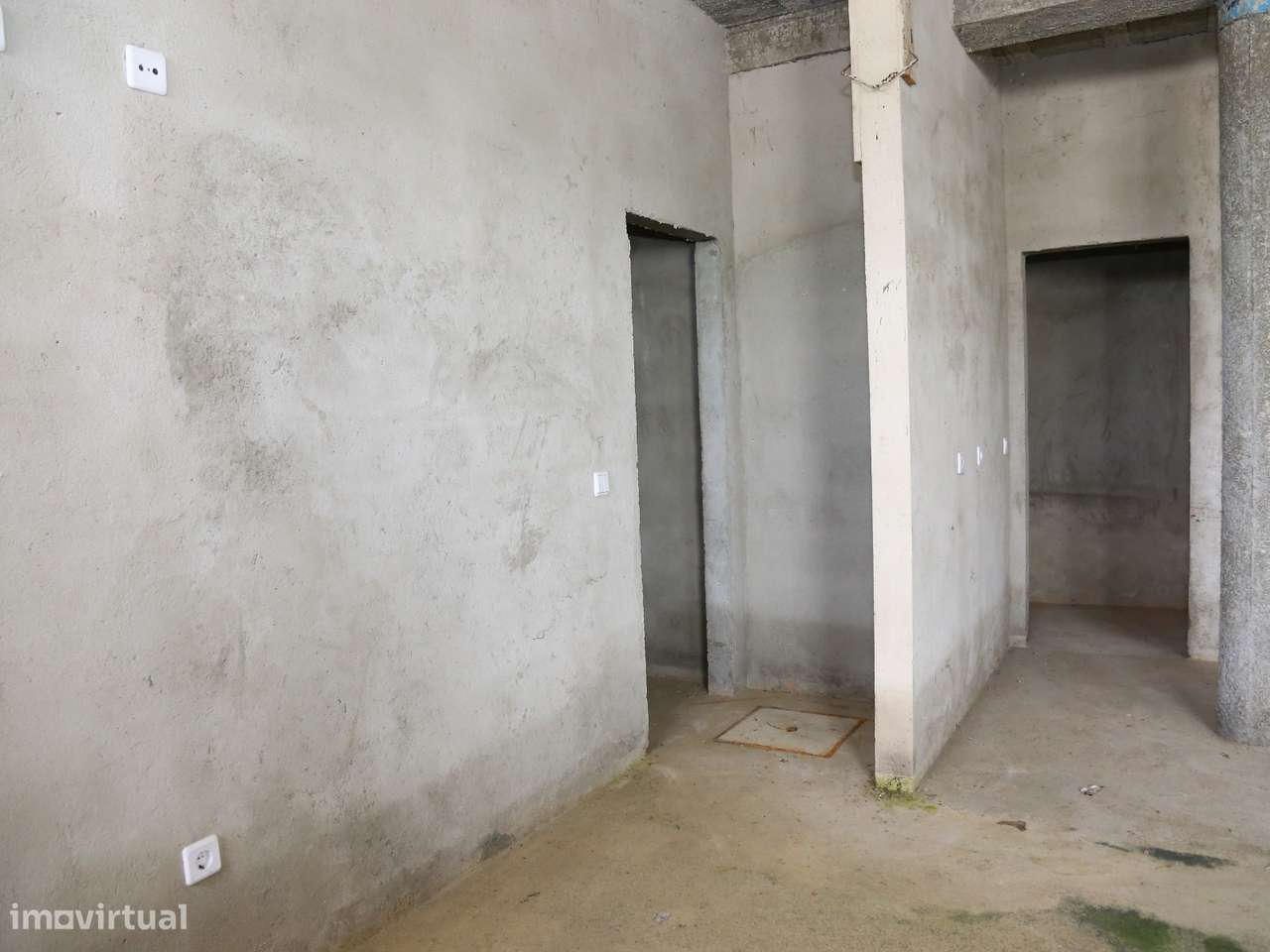 Loja  Venda em Lustosa e Barrosas (Santo Estêvão),Lousada-8