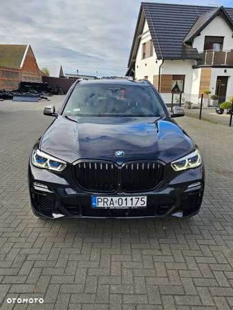 BMW X5 M M50d - 25