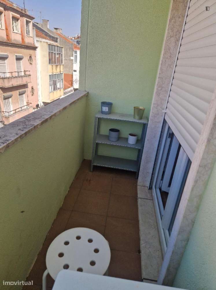 Quarto - localizado em Olaias Lisbon - Grande imagem: 5/9
