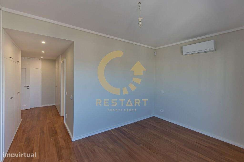 Penthouse T4 de Luxo - Edifício Porto Magnum-31