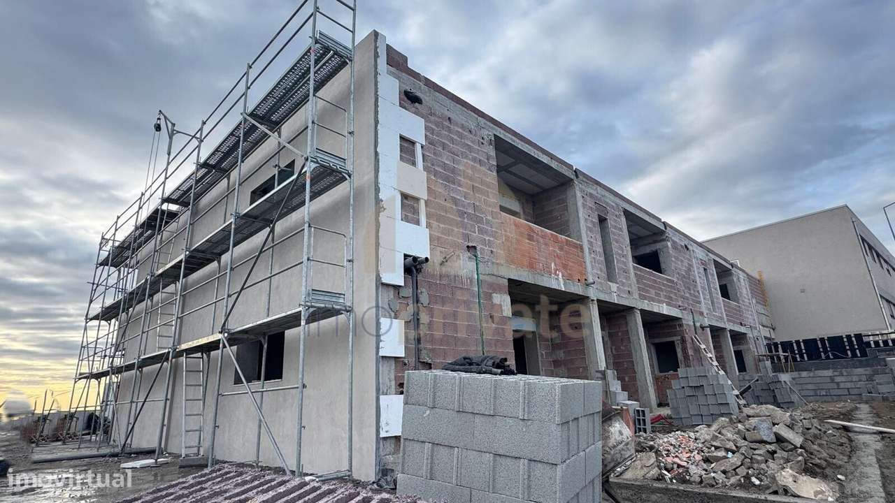Apartamento T2 NOVO - Em Barrosas-10