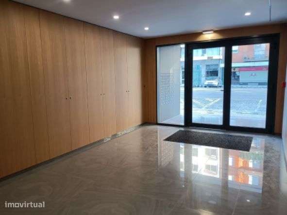 Apartamento T4 de Luxo na Avenida da Boavista – Porto-9
