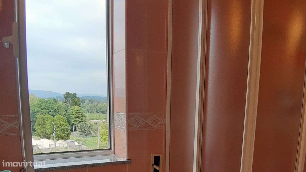 Moradia T4 Nova com vista para a Ilha dos Amores Vila Nova de Cerveira-38