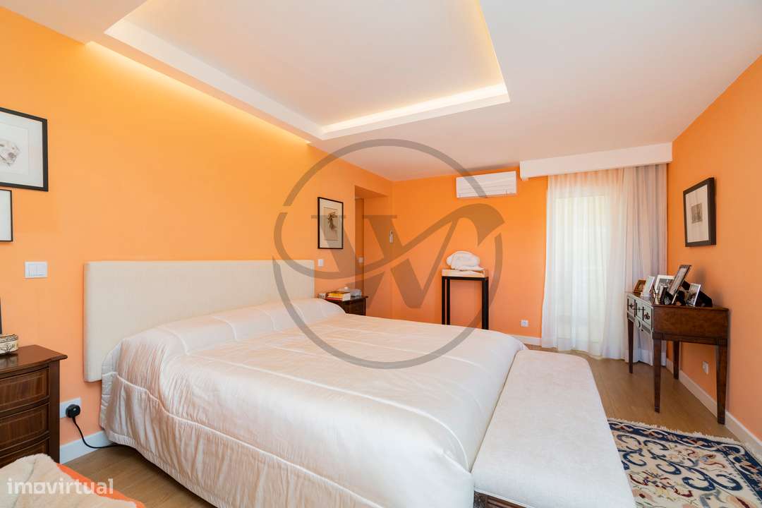 Moradia T5 Remodelada – Luxo no Resort Quinta da Penha Longa-17