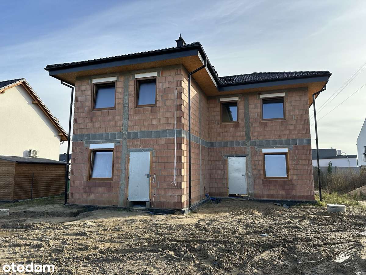 Nowe domy bliźniacze w Gołuskach koło Poznania-1