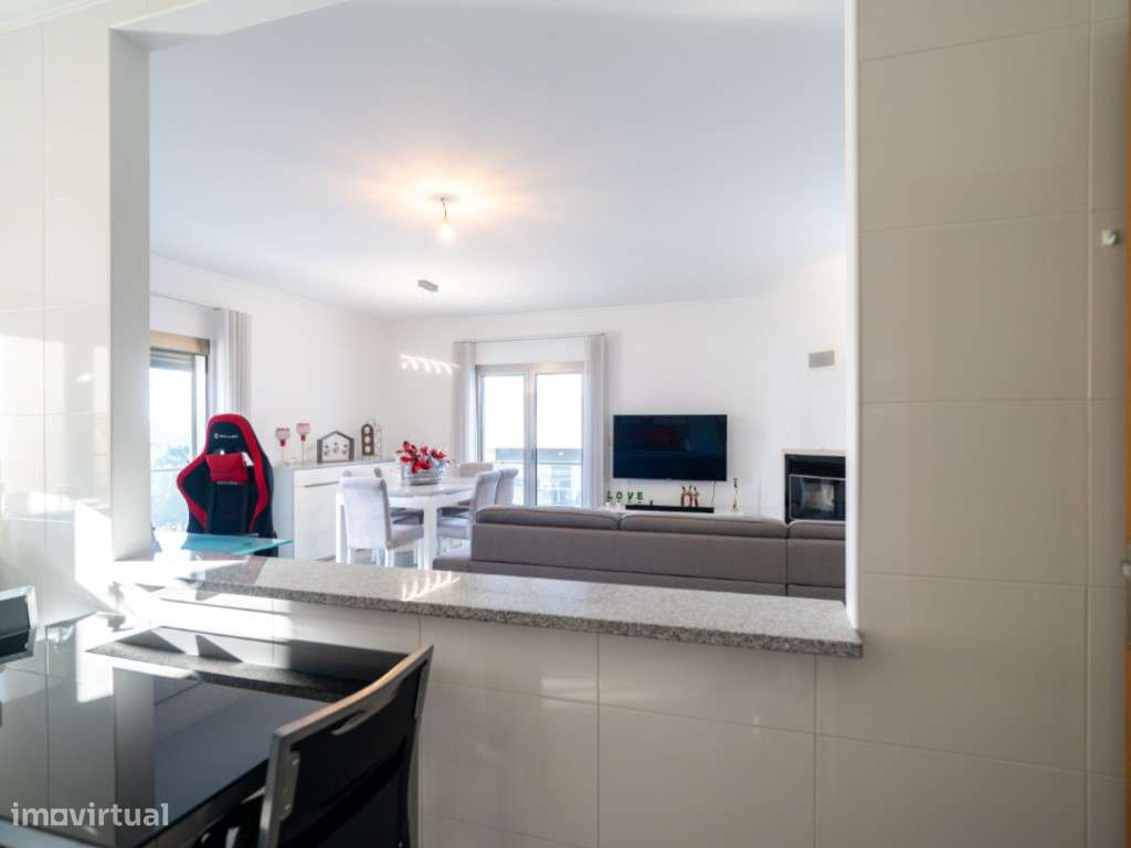 Apartamento T3 de excelentes àreas numa zona residencial calma da N...-11