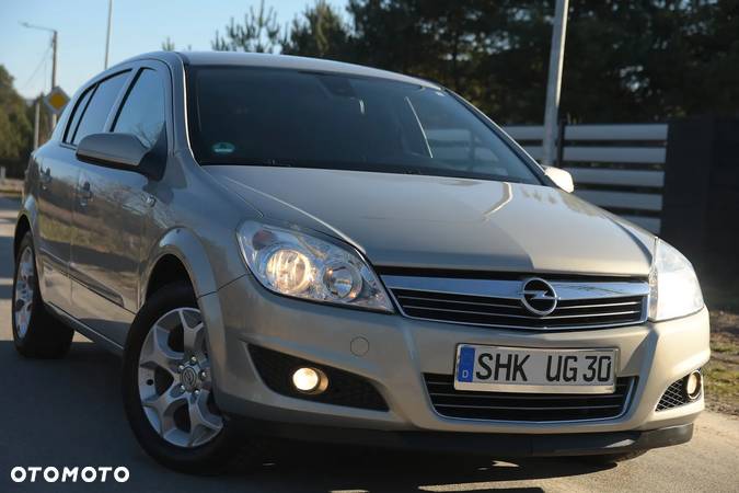 Opel Astra III 1.6 Enjoy - 14