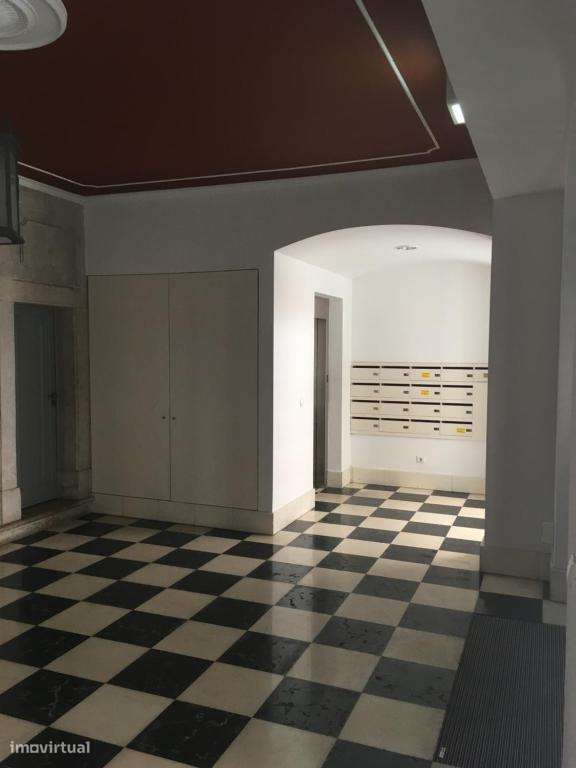 Apartamento em palácio reabilitado no coração do Chiado-13