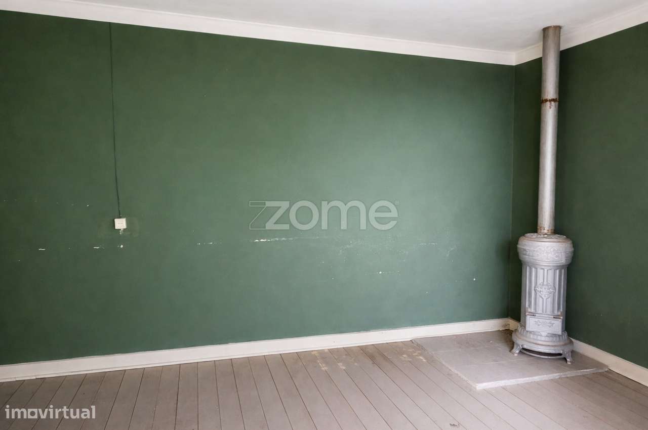 Moradia T2 para recuperar em Aguim - Grande imagem: 4/24