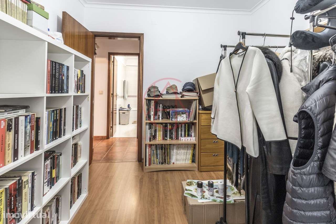 Apartamento T3 – Vila Nogueira de Azeitão-18