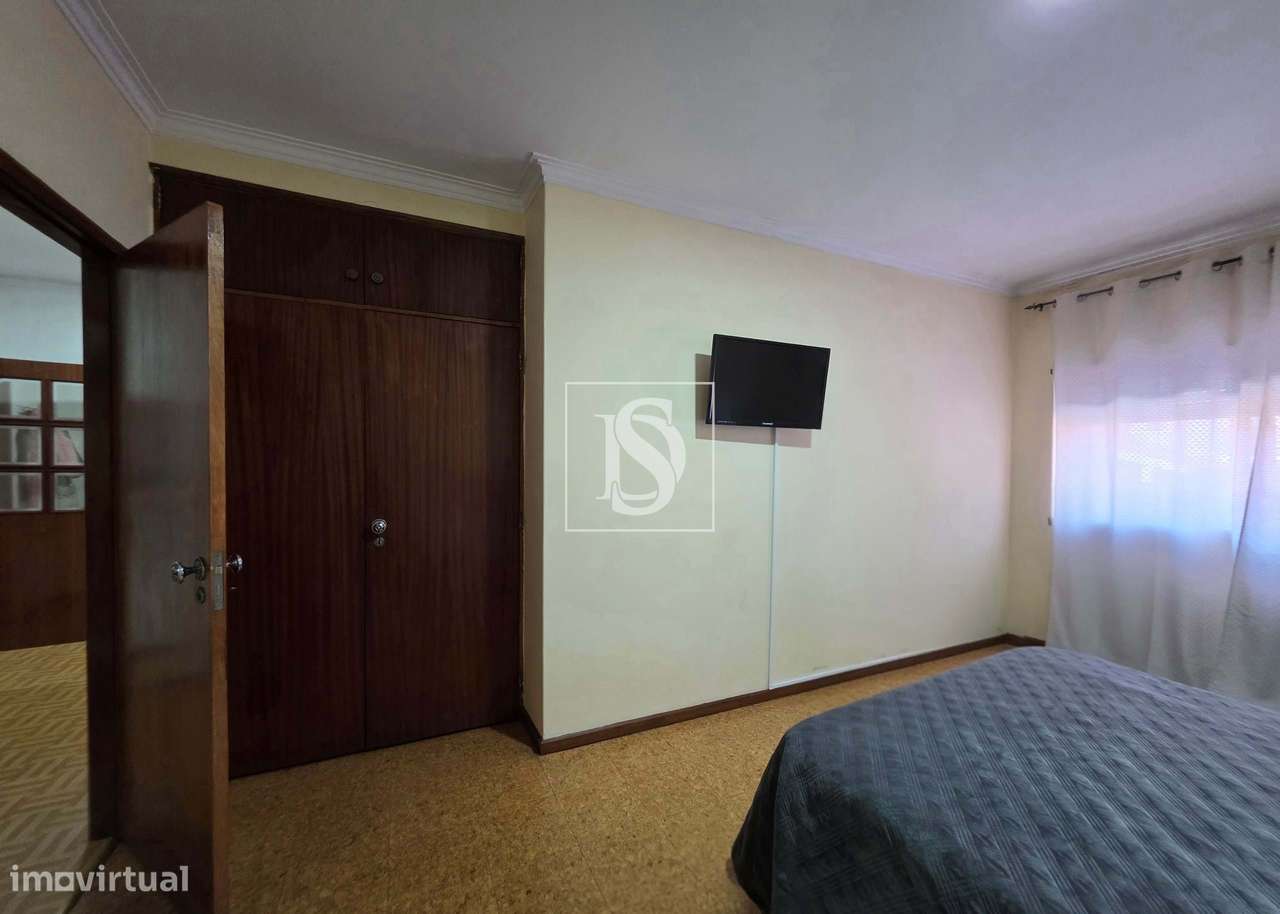 Apartamento T3 no centro de Fafe-13