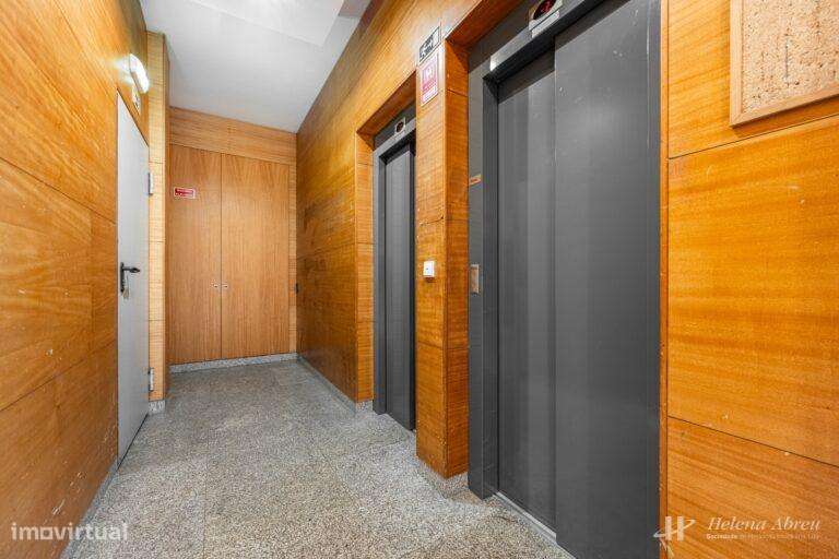 Apartamento T4 Recuado Centro de Felgueiras-22