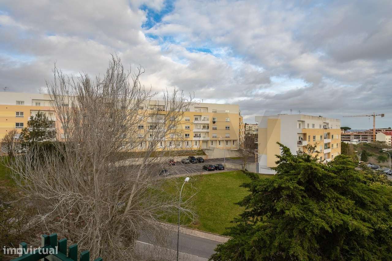 T3 em Paço de Arcos: Vista Rio e Privacidade - disponível para Arrenda - Grande imagem: 2/34