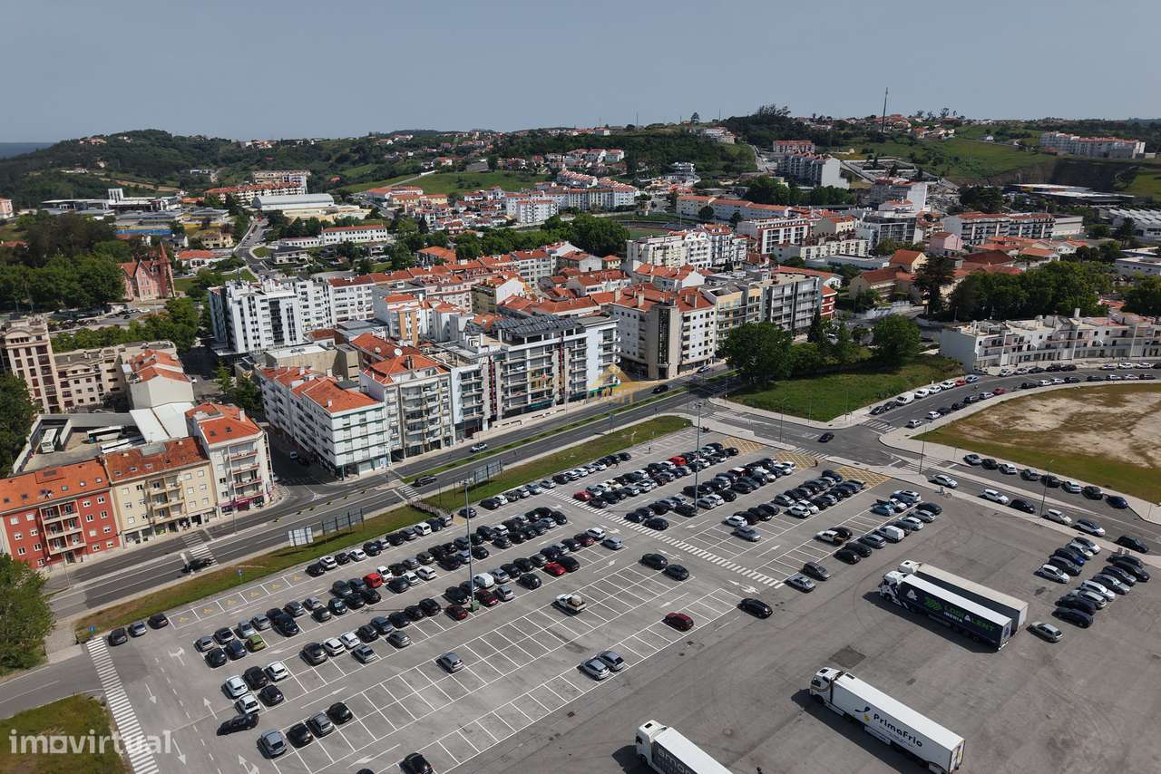 Apartamento T3 com Localização Premium no Centro de Alcobaça-20