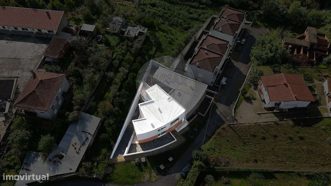 Moradia T4 para venda - Grande imagem: 3/47